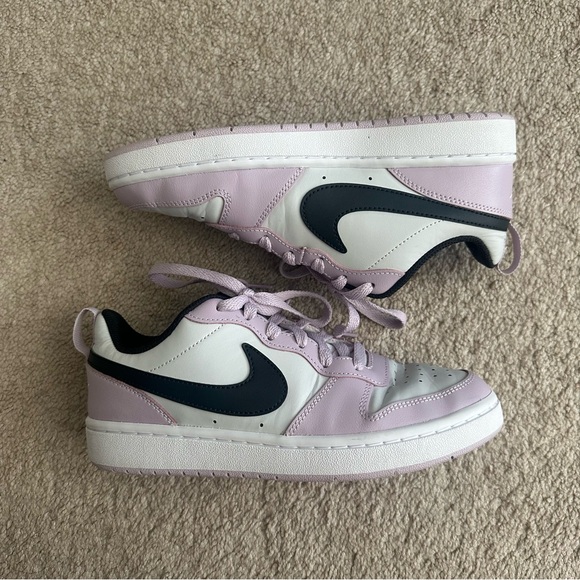 Nike Other - GIRLS Nike Court Borough low 2 sneakers size 6Y